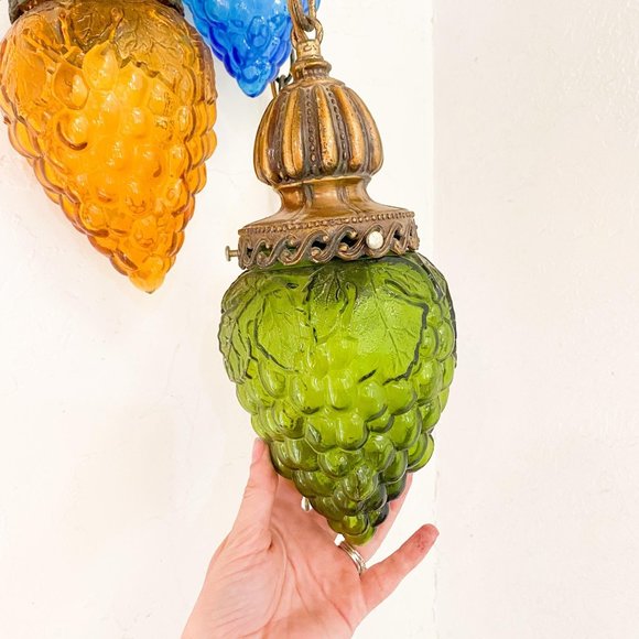 Rare Vintage Midcentury Grape Swag Light Fixture - Picture 5 of 11
